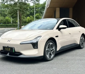 В этом электромобиле Xpeng стоит батарея от BYD — главного конкурента бренда