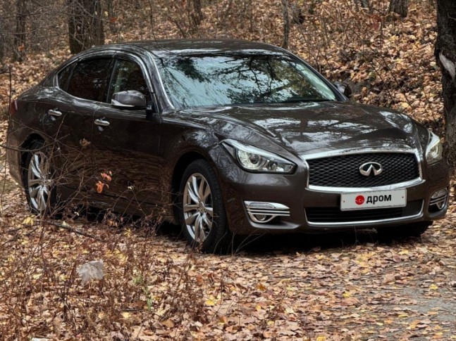 Nissan Fuga 2.5 250GT Cool Exclusive 2017