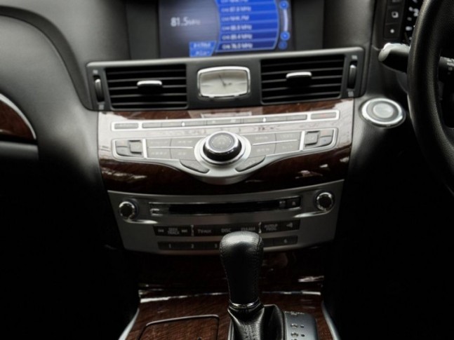 Nissan Fuga 2.5 250GT Cool Exclusive 2017