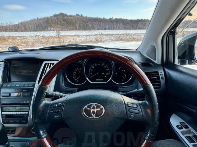 Toyota Harrier 240G Premium L Package 2010