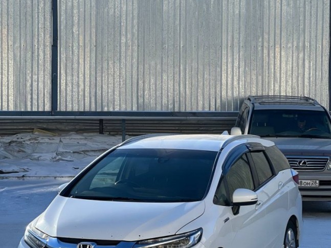Honda Shuttle  2016